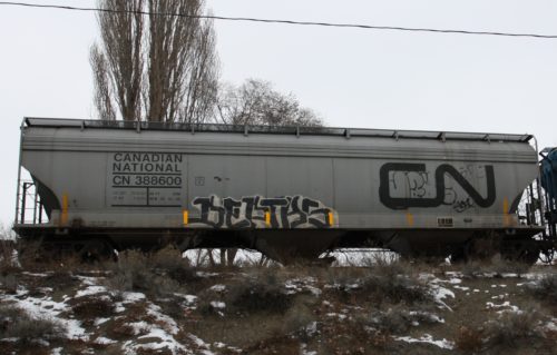 CN 388 600