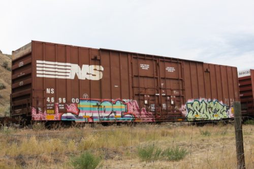 NS 469 600